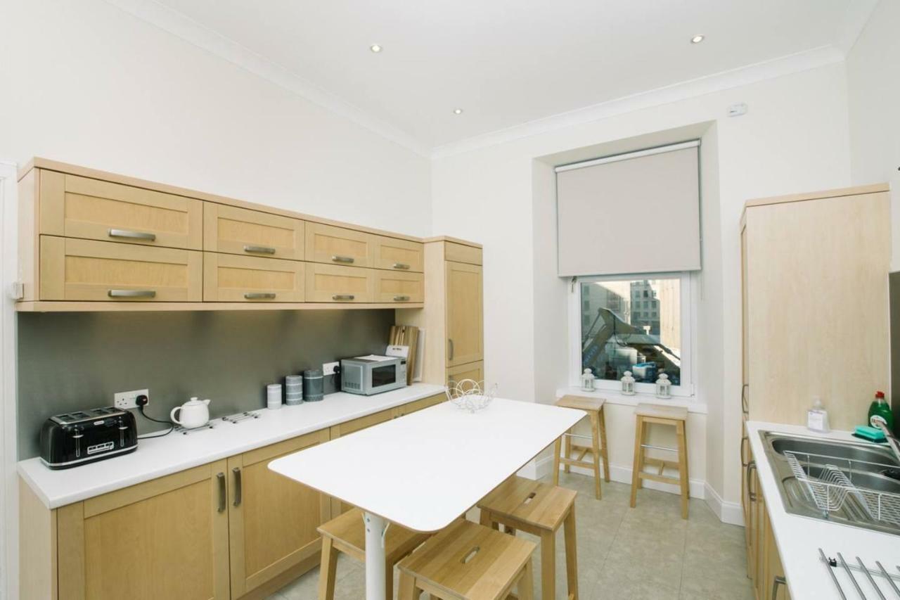 Joivy Great Location! Heart Of City Centre 3Bed Apartment EDI Eksteriør billede